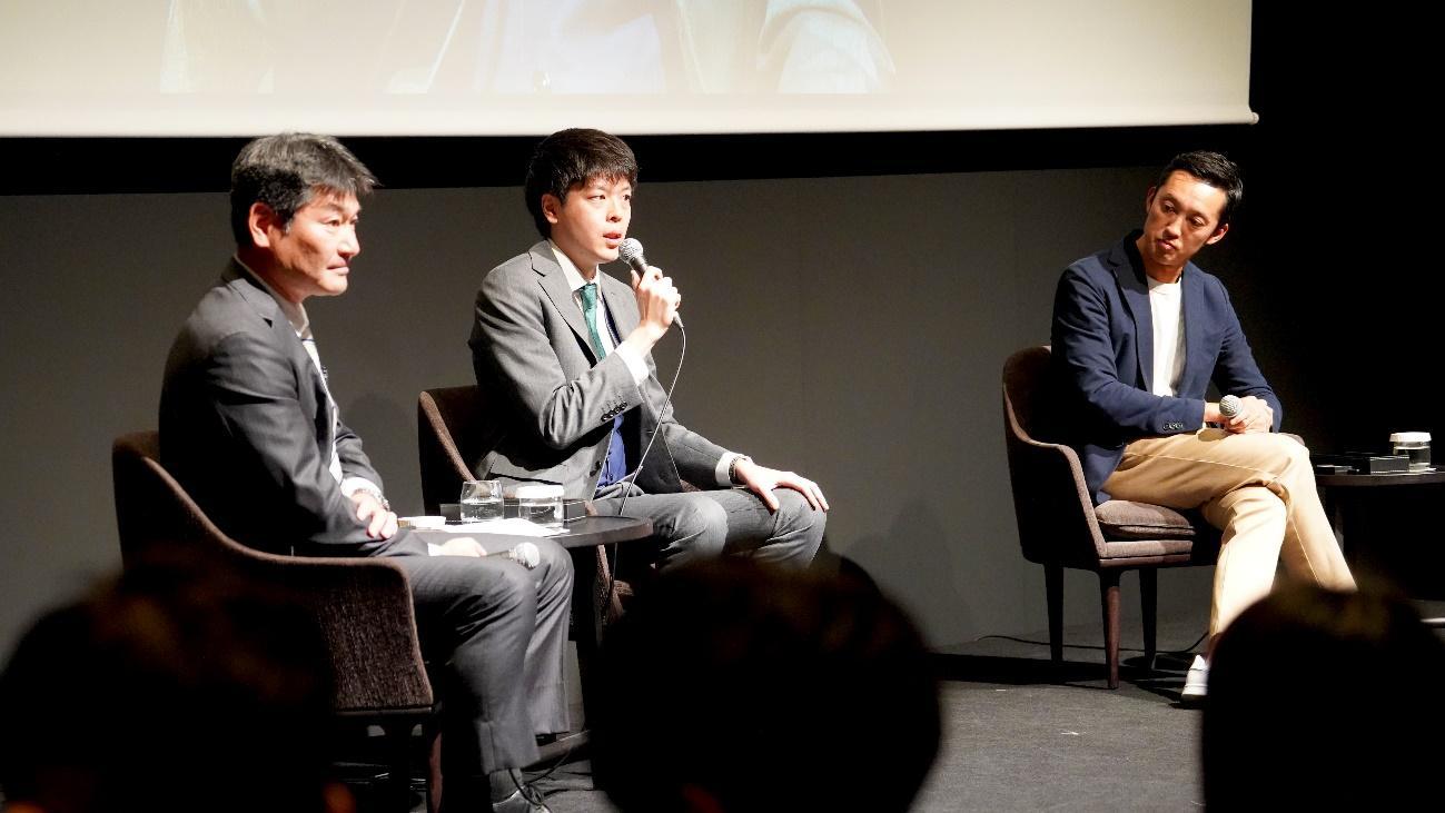 三井住友海上 CXデザイン部データマーケティングチーム 課長代理 柵木拓実氏、株式会社NTTデータ久下正史氏と黒木哲也氏