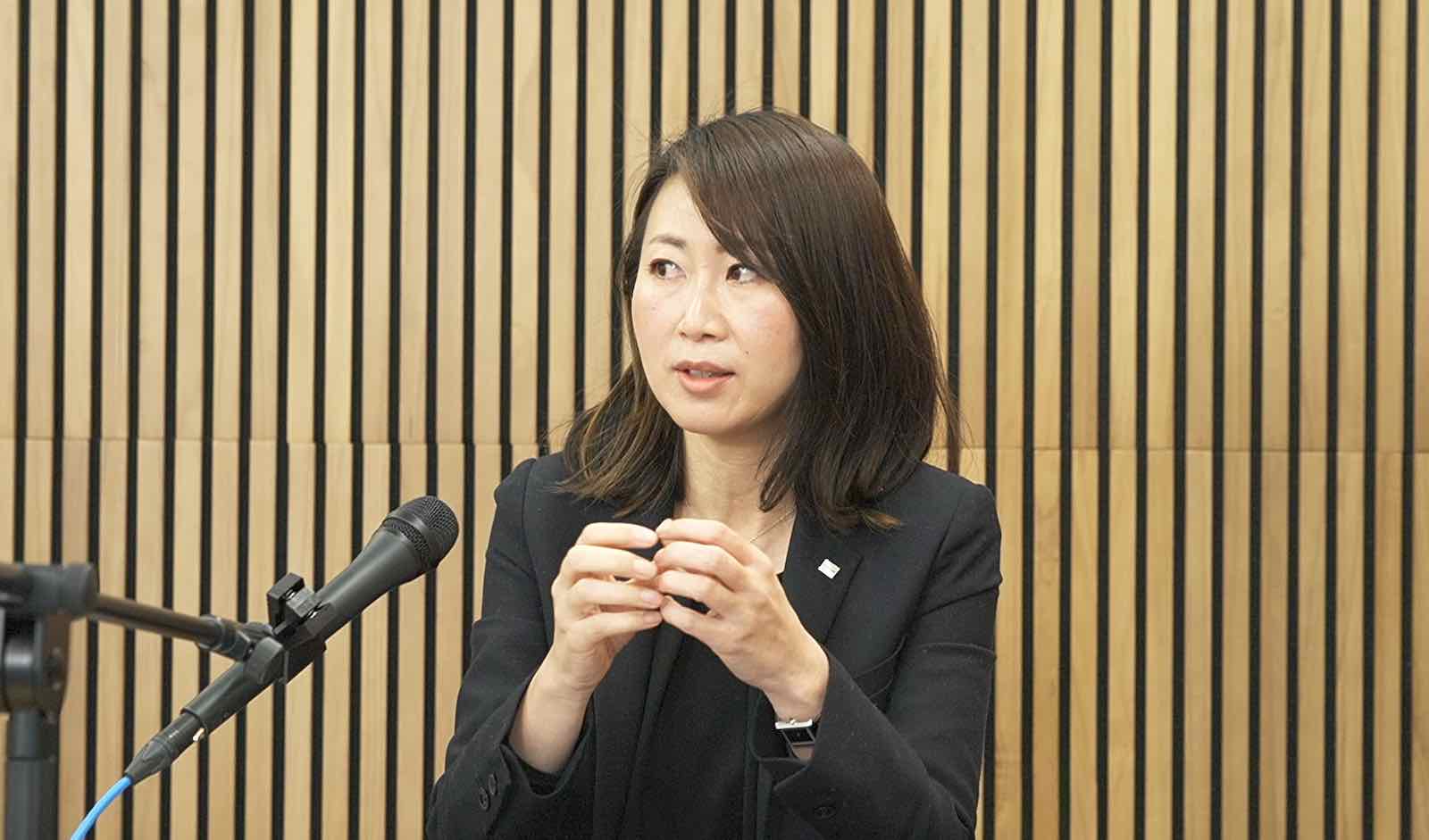 今村様登壇風景-2