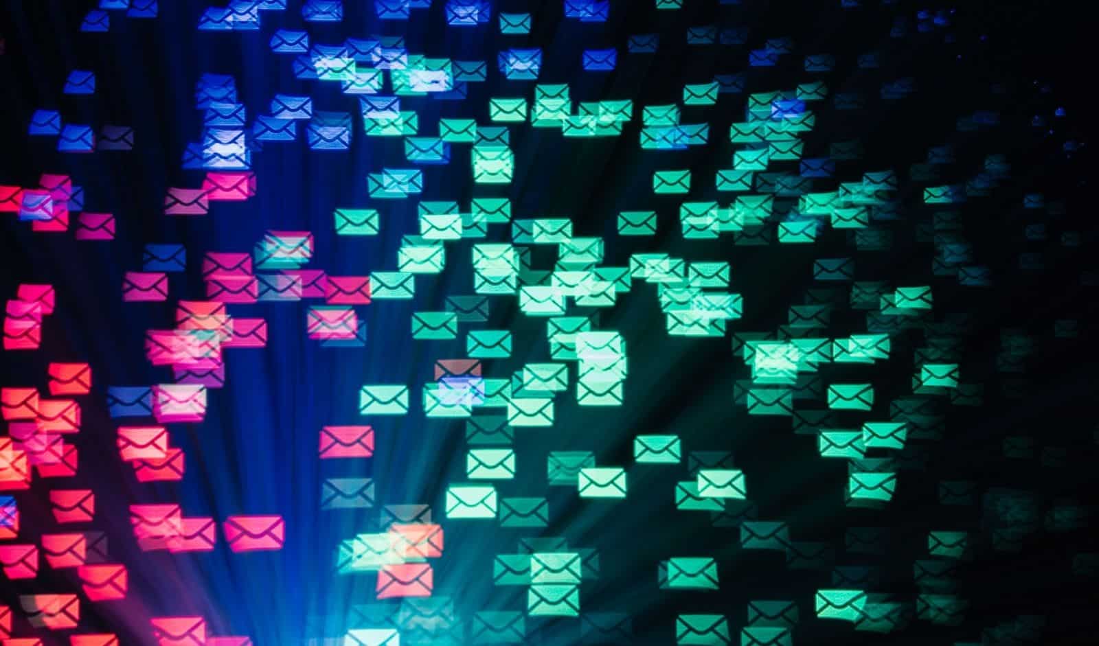 コンテンツ、情報を届けるイメージ画像